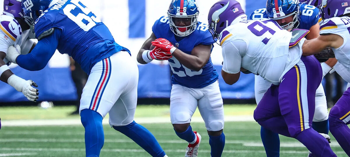 Rookie LB Jack Kelly led New York Giants in playing time vs. Vikings