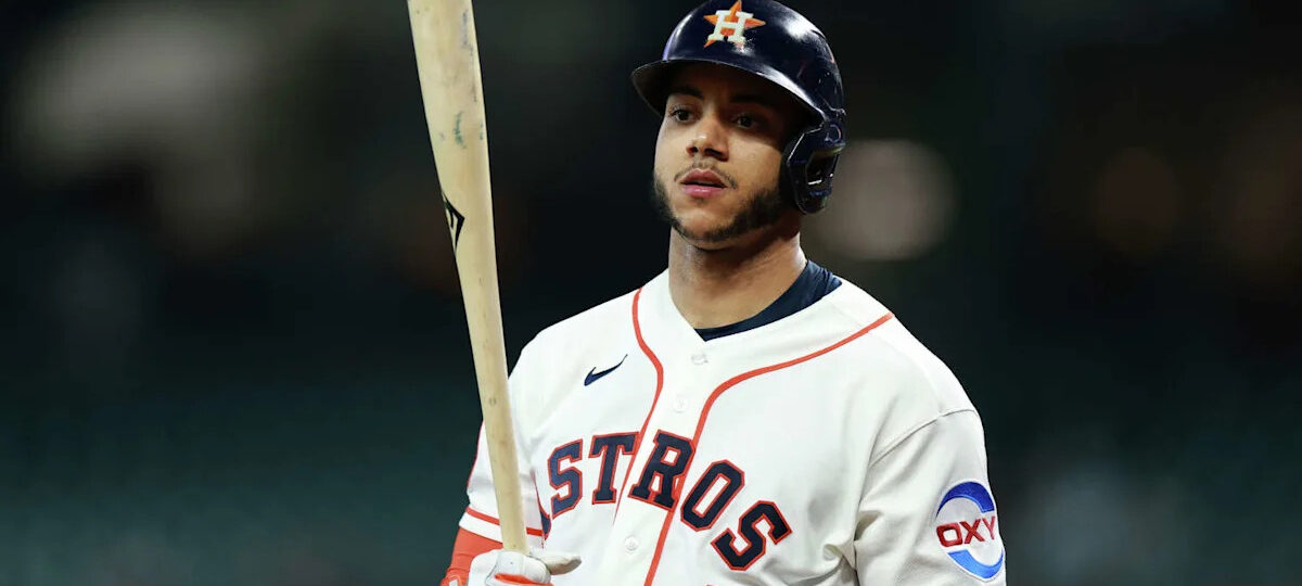 Houston Astros shortstop Jeremy Peña leaves game after being hit by pitch on right hand