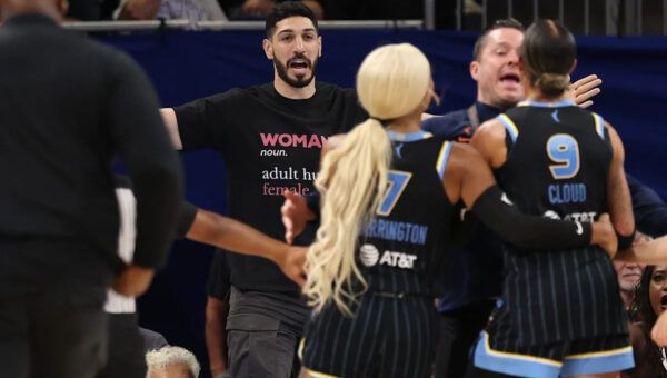 Sky coach Tyler Marsh defends Natasha Cloud after Enes Kanter incident against Fever