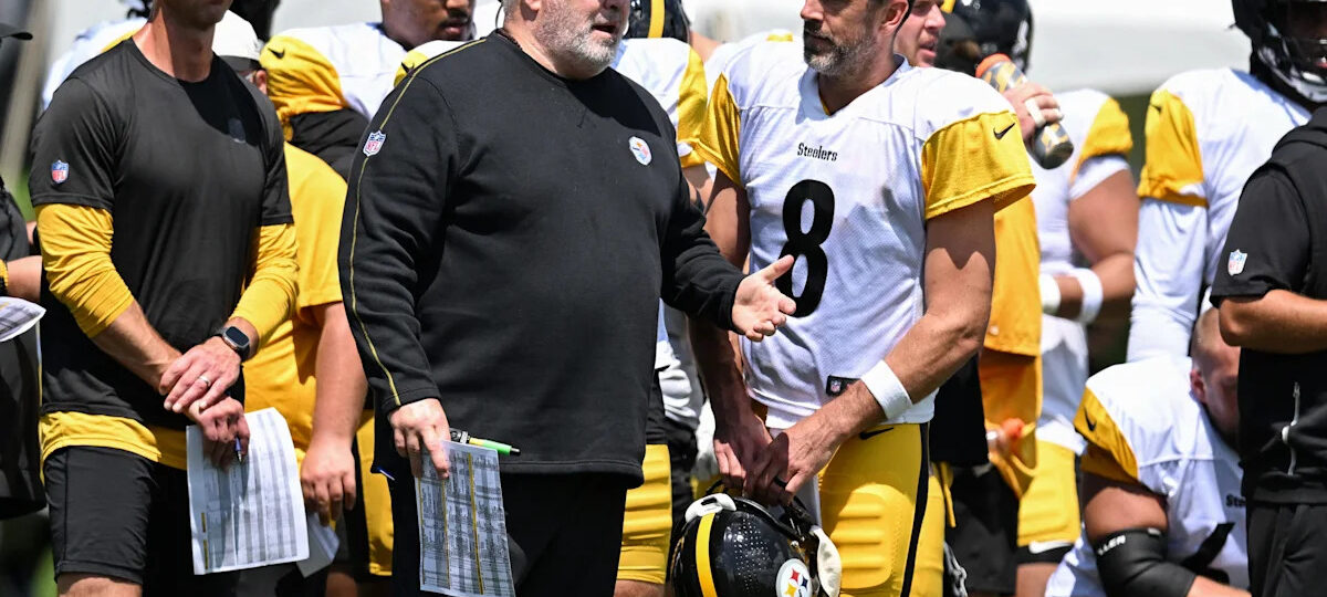 Is Aaron Rodgers already testing Mike McCarthy's authority?