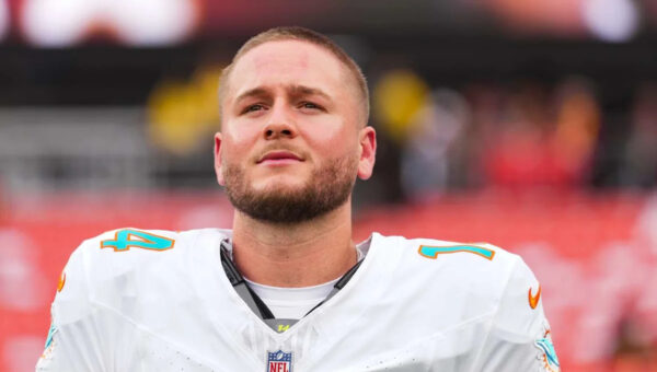 Quinn Ewers traded from Dolphins to Texans’ AFC South rival
