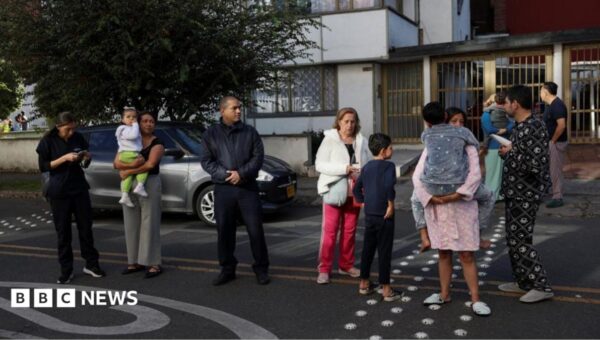 Strong earthquake causes significant damage and injuries in Colombia