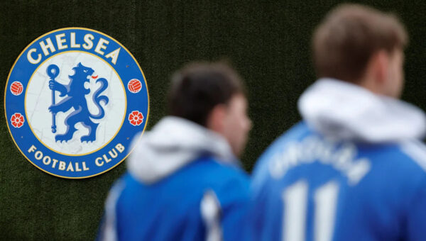 Mark Walter in talks to sell Chelsea FC stake days after Lakers sale