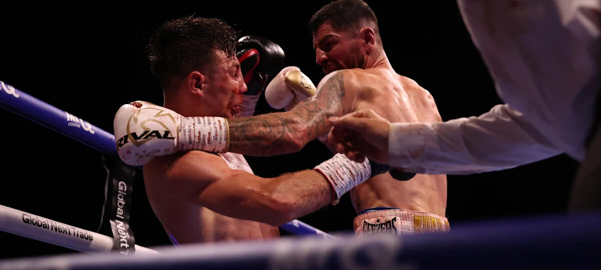 Watch Mark Chamberlain knock out Pierce O’Leary in Fight of the Year thriller!