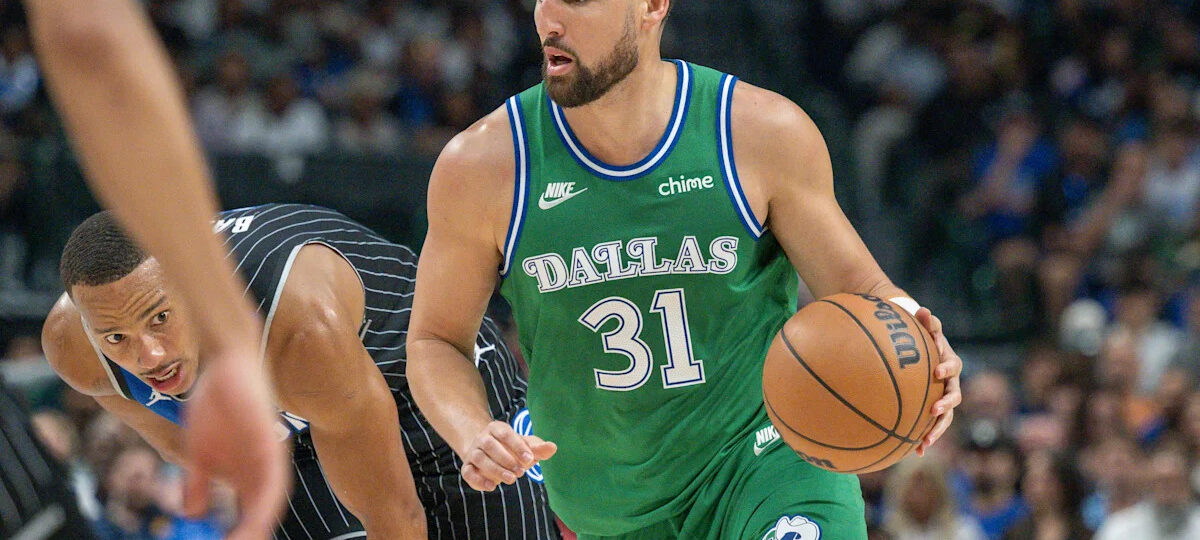 Klay Thompson sends Lakers-related message on Instagram