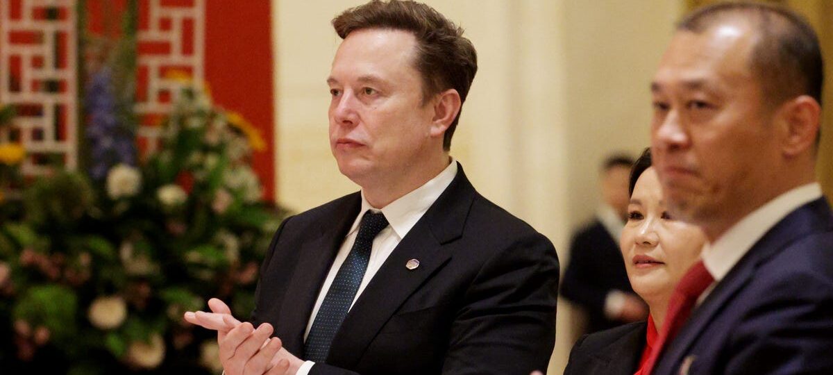 Tesla ends 3-year strike in Sweden by throwing money at it