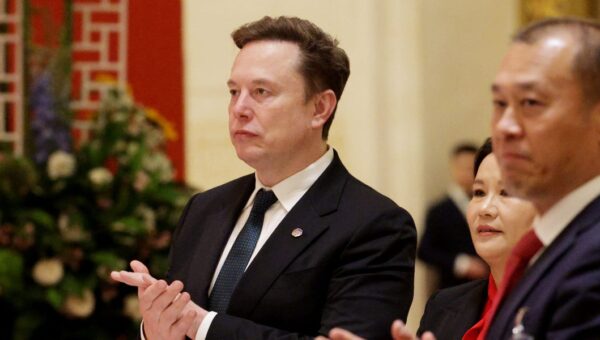 Tesla ends 3-year strike in Sweden by throwing money at it