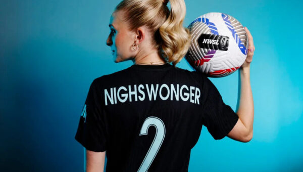 Arsenal agree £150k deal for Nighswonger