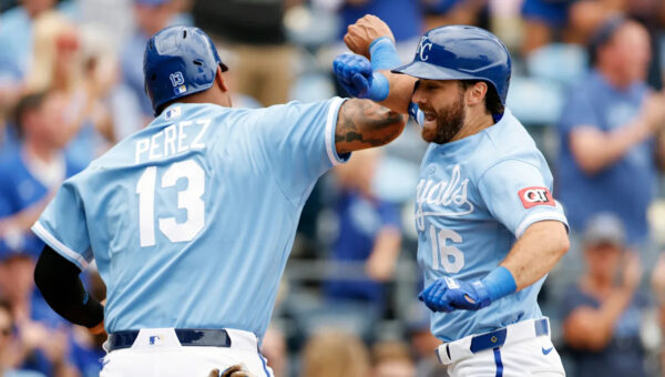 Loftin and Rave HRs, Isbel's 3 RBIs help Royals win 8th straight game, 11-7 over Tigers