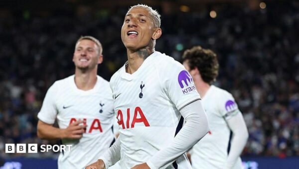 ‘Sometimes he wants to leave’ – De Zerbi on Richarlison’s Spurs future
