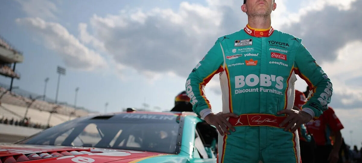 Richmond Raceway honors Denny Hamlin and family with touching tribute