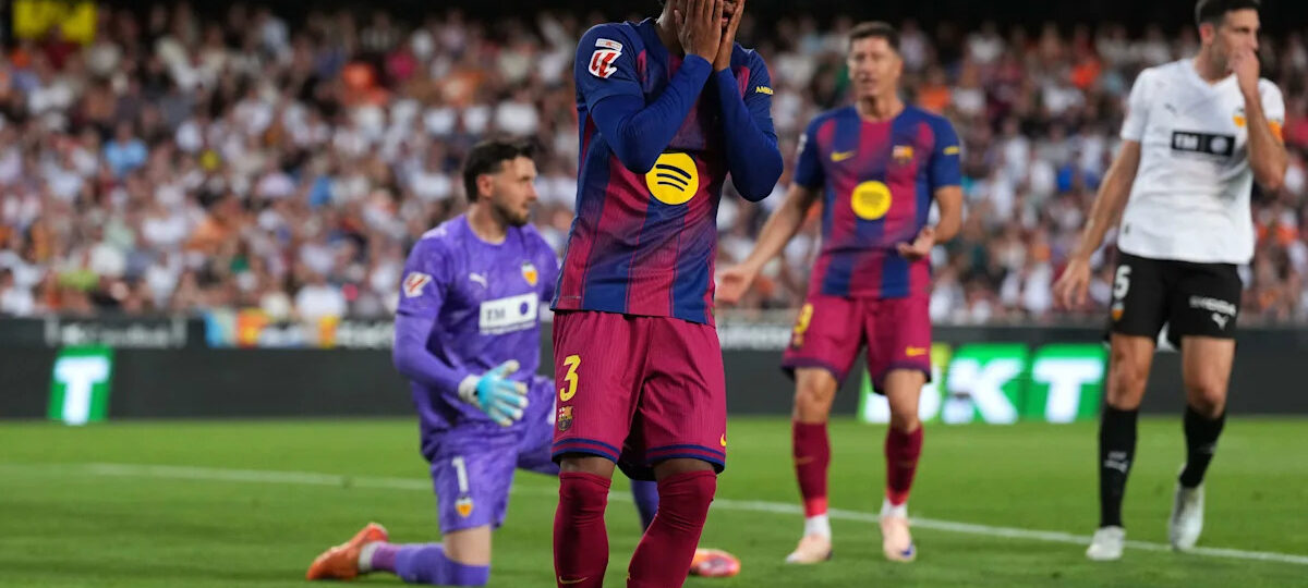 Barcelona & Man United in Alejandro Balde transfer disagreement