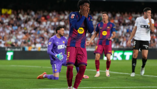 Barcelona & Man United in Alejandro Balde transfer disagreement
