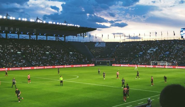 What Really Makes Someone Choose a Football Club?