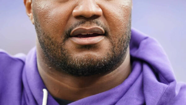 Calais Campbell on mother's death, brother's arrest: 'Continue praying for us'