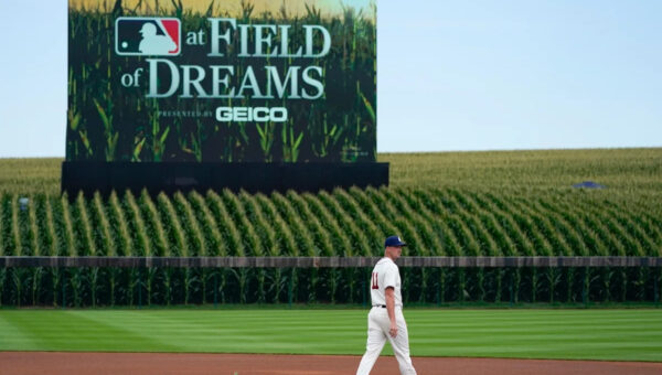 Red Sox will play Field of Dreams game in 2027 vs. Royals