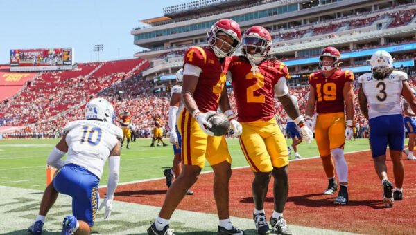 College Fantasy Football: USC freshman phenoms at WR, FSU 2-RB rotation among biggest Week 0 takeaways