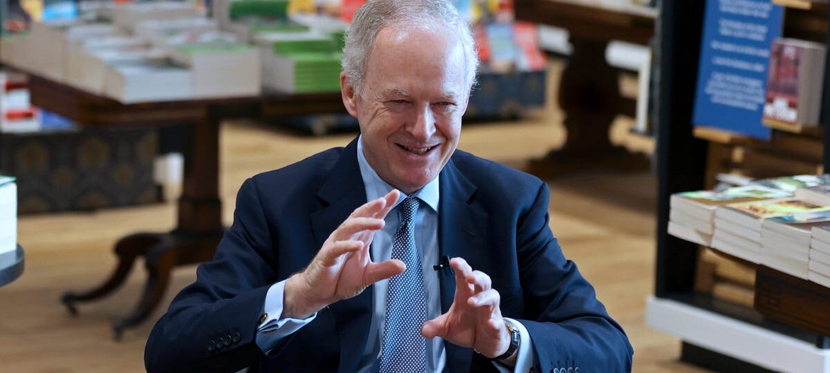 Barnes & Noble has staged an unlikely comeback. CEO James Daunt shared 4 key lessons from its turnaround.
