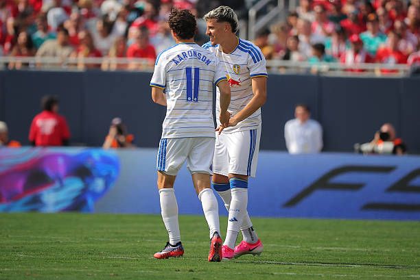 Liverpool throw away two-goal lead as Leeds expose major concern for Andoni Iraola
