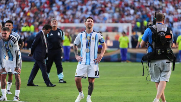 Lionel Messi shares tribute to late father Jorge, expresses doubts about continuing to play soccer