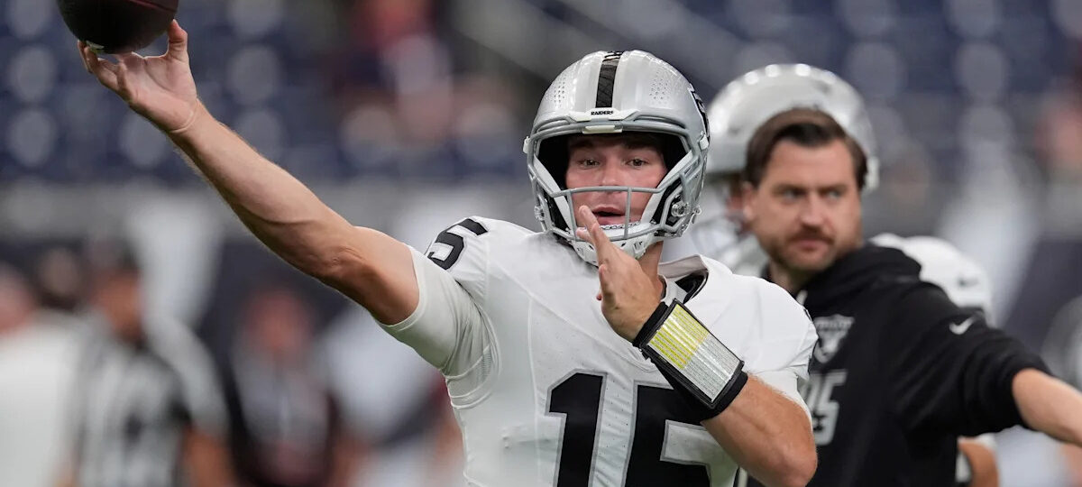 Fernando Mendoza's 2nd preseason game begins poorly as he throws a pick-6 on 1st series