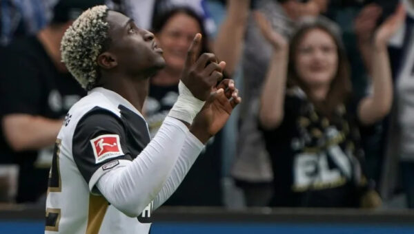 Tiny Elversberg stun Leverkusen on Bundesliga debut, Dortmund beat Hamburg
