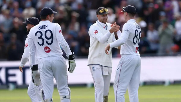 Joe Root’s captaincy return begins in style as England crush Pakistan by innings and 103 runs in 1st Test