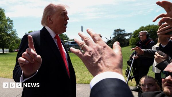 ‘Quiet, quiet, quiet!’ – What triggers Trump to shut down reporters?