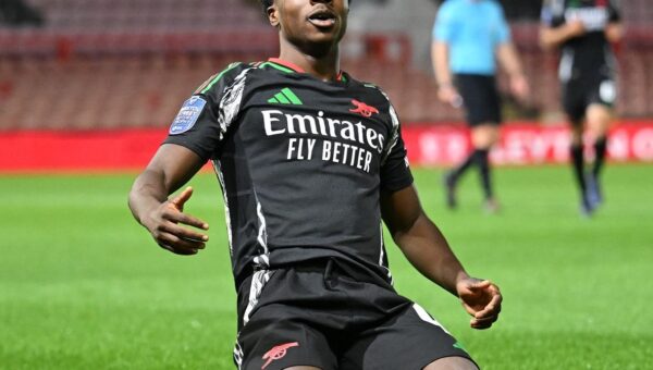 Transfer: Arsenal confirm deal for Kabia