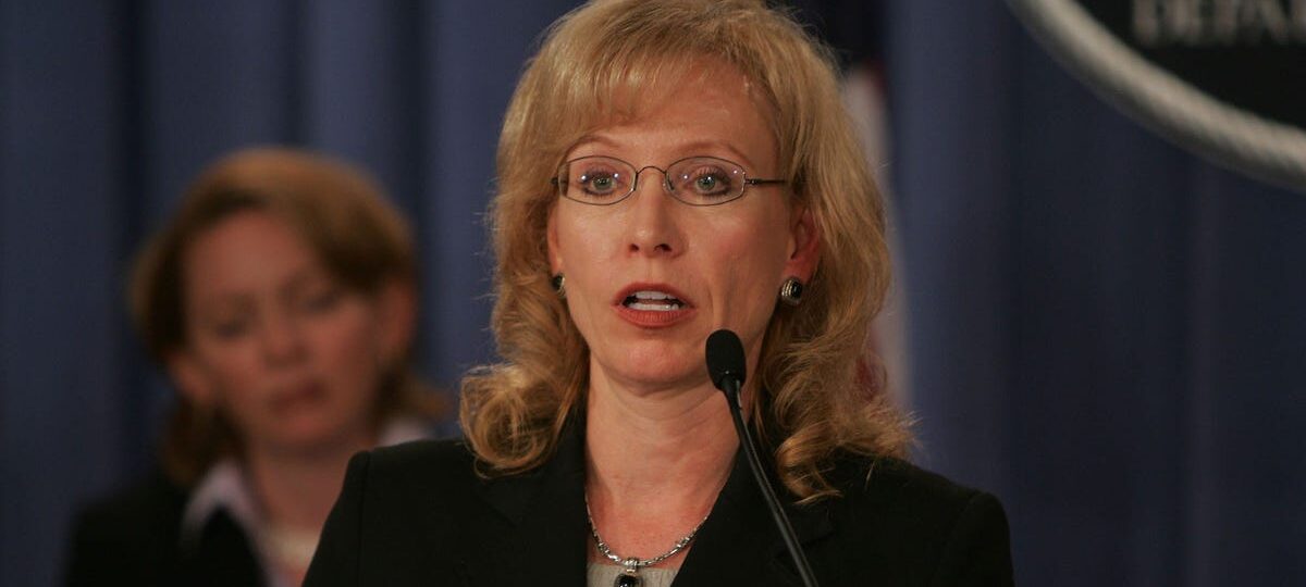 Former FBI profiler says she knew it was time to quit after she hid every kitchen knife in her house