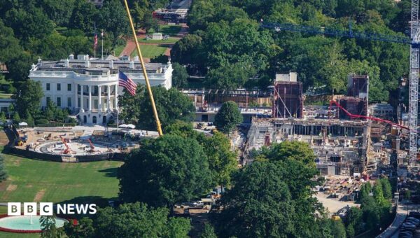 Supreme Court temporarily unfreezes Trump ballroom construction