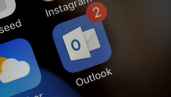 Microsoft tests fix for latest hours-long Outlook outage