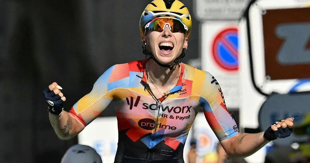 Wiebes sprints to Tour de France Femmes stage one win
