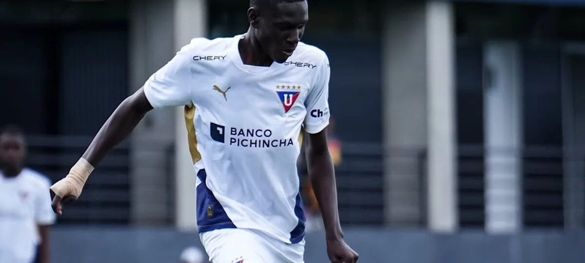 Barcelona have high hopes on South American teenager who is waiting to join amid administrative delays