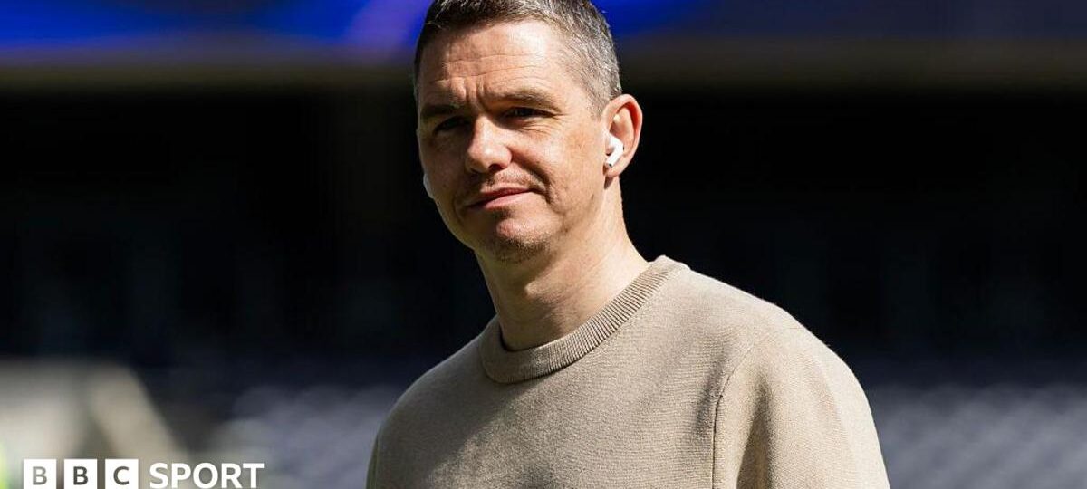 Man Utd boss Skinner steps down before WSL season