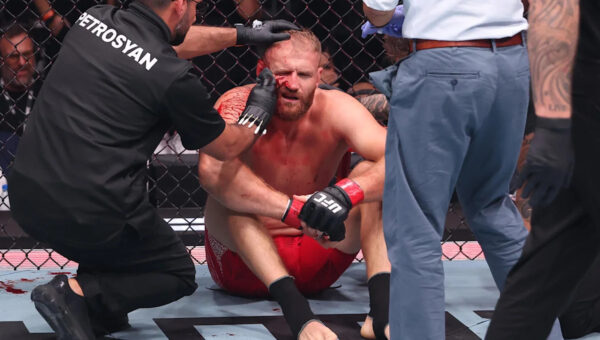 UFC Belgrade Highlights! Stirling Ices Blachowicz With Record-Setting KO