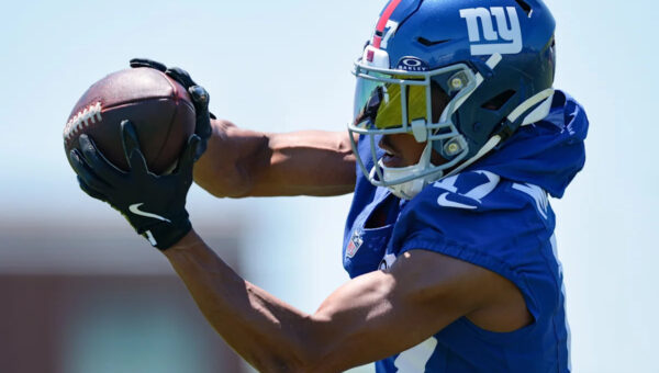 Reason for Giants WR Darnell Mooney’s absence vs. Dolphins revealed