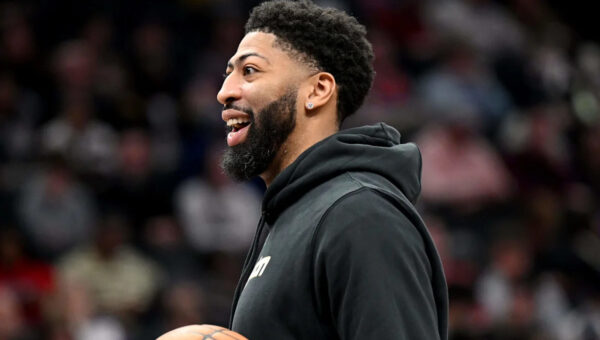 Rockets Linked To Anthony Davis If Wizards Trade Him