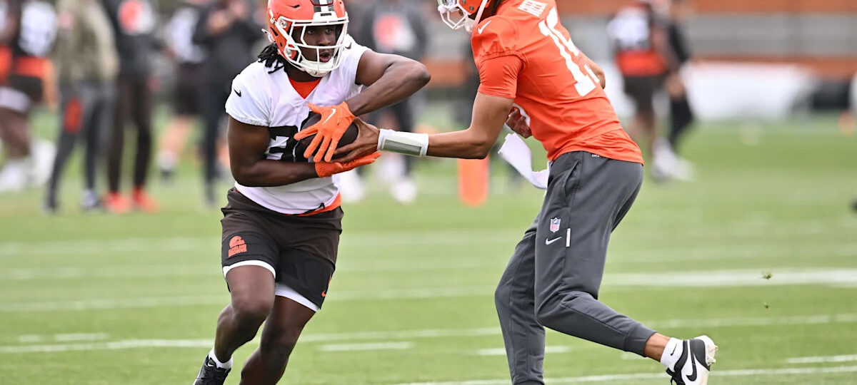 Seahawks sign UDFA rookie RB TJ Harden