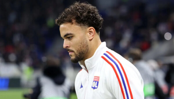 Crystal Palace stepping up negotiations to sign Lyon defender Ruben Kluivert