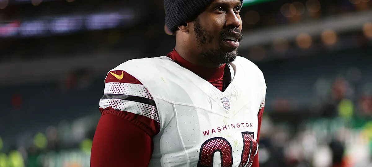 Von Miller is set to join his hometown Dallas Cowboys after agreeing to 1-year deal