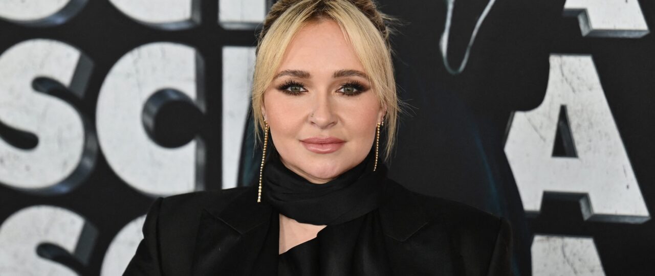Who Is the British Singer Hayden Panettiere Talked About in Her Book?