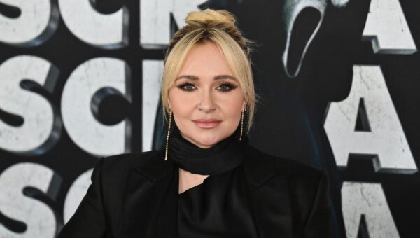 Who Is the British Singer Hayden Panettiere Talked About in Her Book?