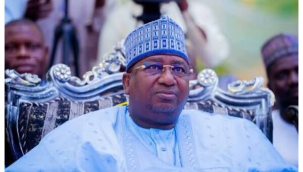 Kebbi: Gov Idris receives ADC chieftain, Bango Kabi into APC
