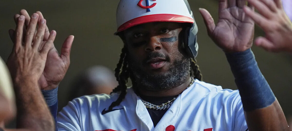 Josh Bell has early 2-run double and Twins bullpen makes lead hold up for 4-2 win over Braves