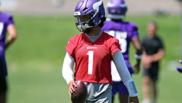 PFF ranks Kyler Murray among other starting quarterbacks