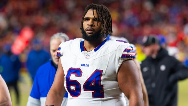 Former Gators OL O’Cyrus Torrence lands massive extension from Bills