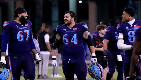 Former Chiefs guard hoping to find home with Cowboys as Prescott protector