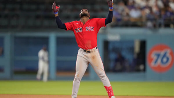 Rafaela has 2-run homer to spark a 5-run 7th as Red Sox rally past Dodgers, 9-4