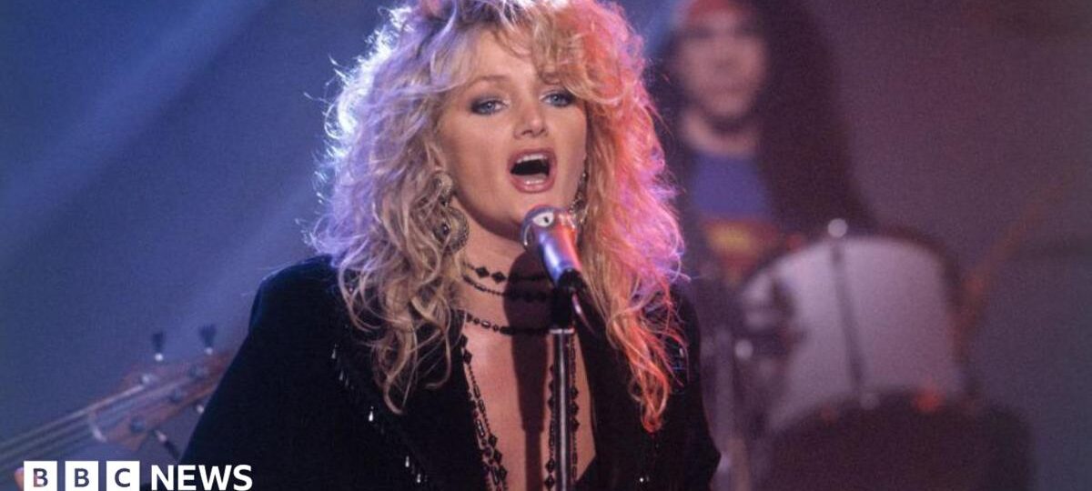 'She was just Gaynor from up the road' - villagers ready for emotional Bonnie Tyler goodbye